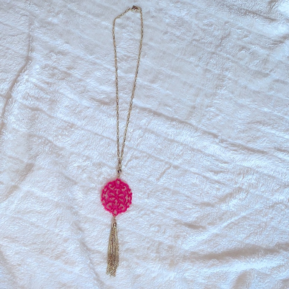 Zenzii pink necklace with tassel